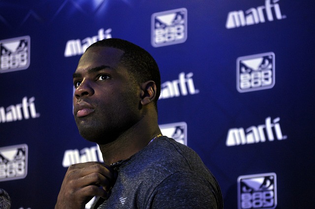 以深圳为例 以深圳为例